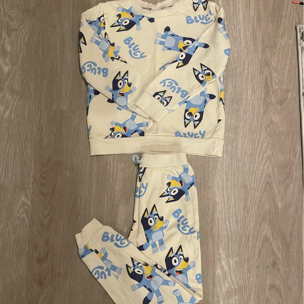 Bluey Sweatsuit